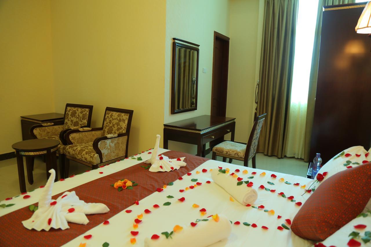 Solyana Hotel Bahir Dar Buitenkant foto