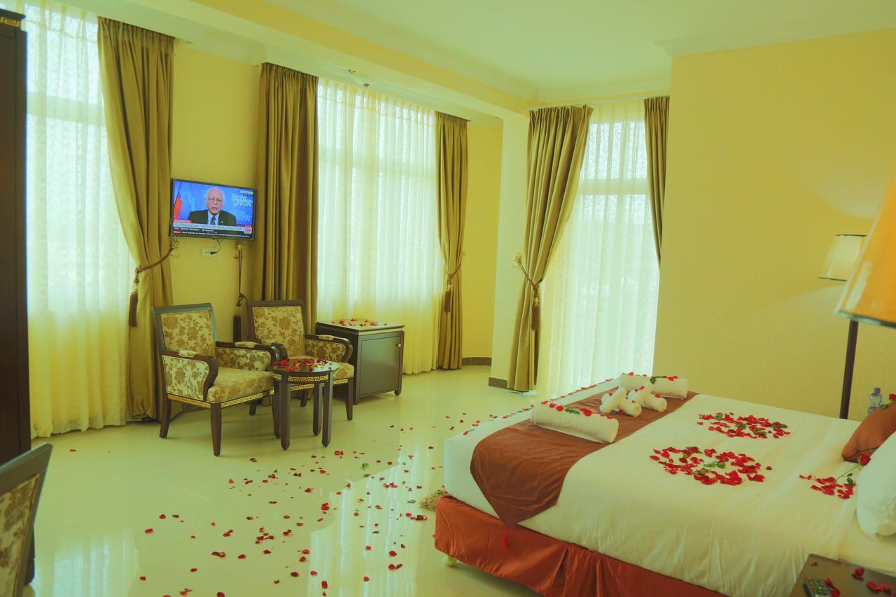 Solyana Hotel Bahir Dar Buitenkant foto