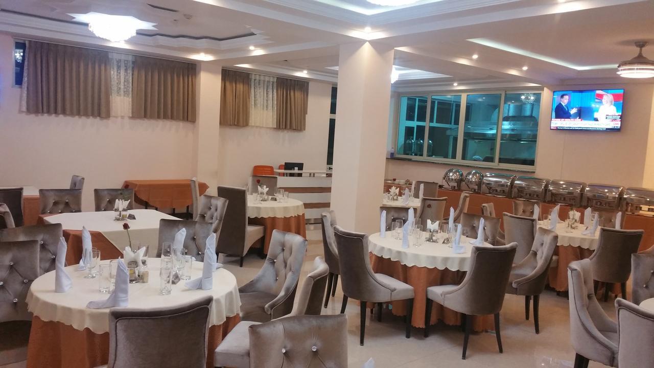 Solyana Hotel Bahir Dar Buitenkant foto