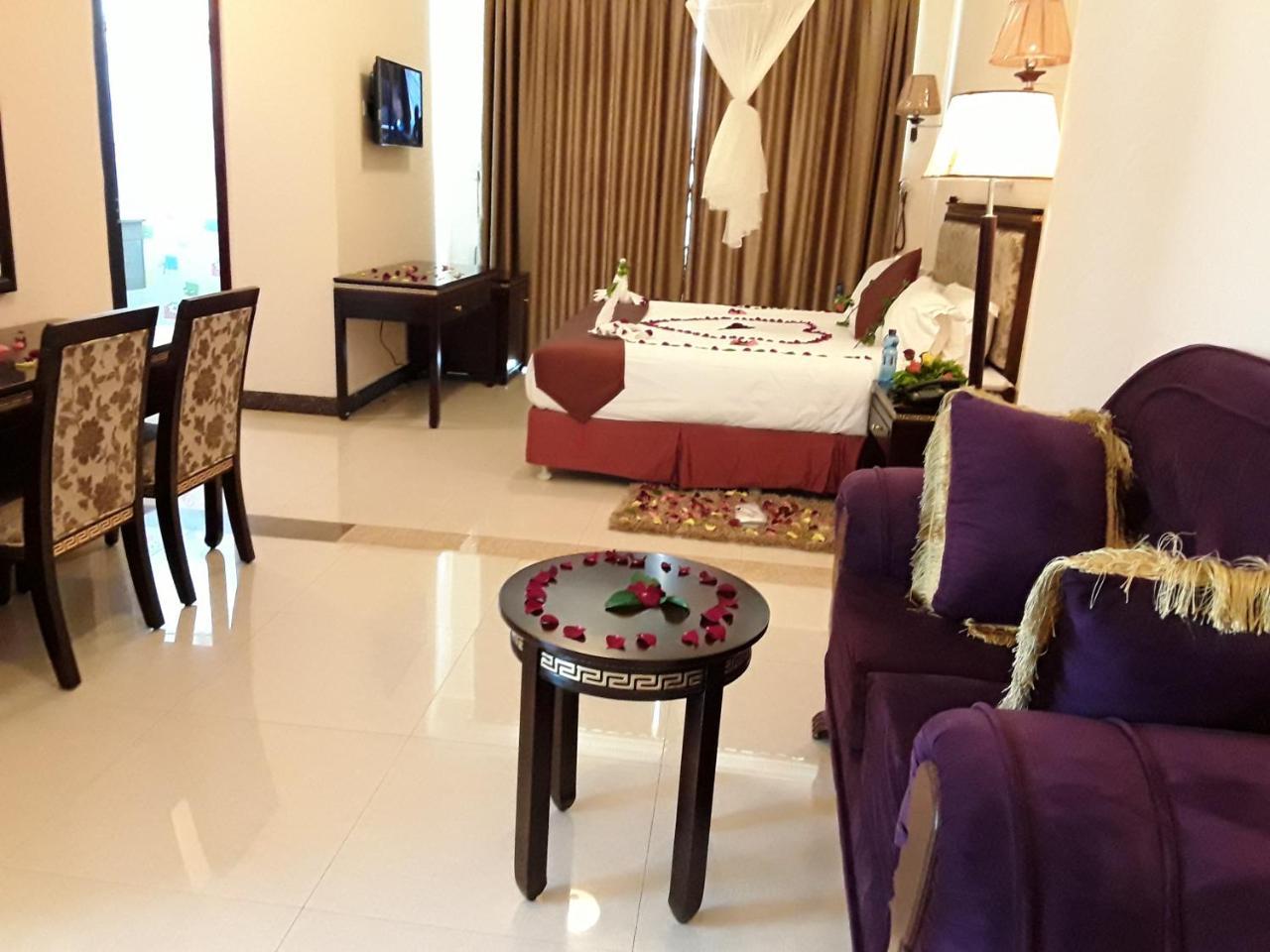 Solyana Hotel Bahir Dar Buitenkant foto